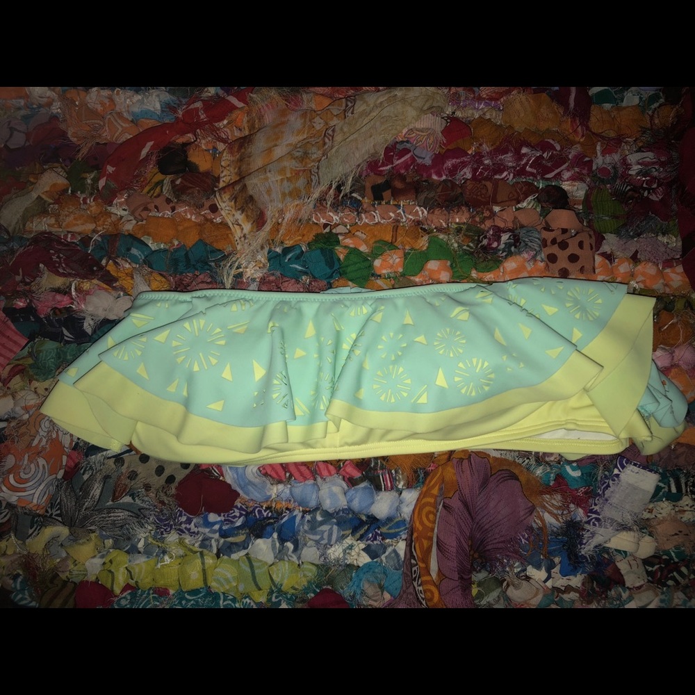 VS Pink Bandeau Bathing Suit Top